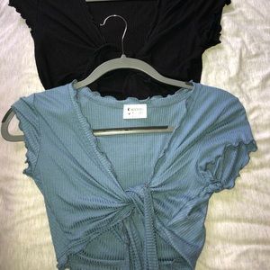 Cute tie in the front shirt!!